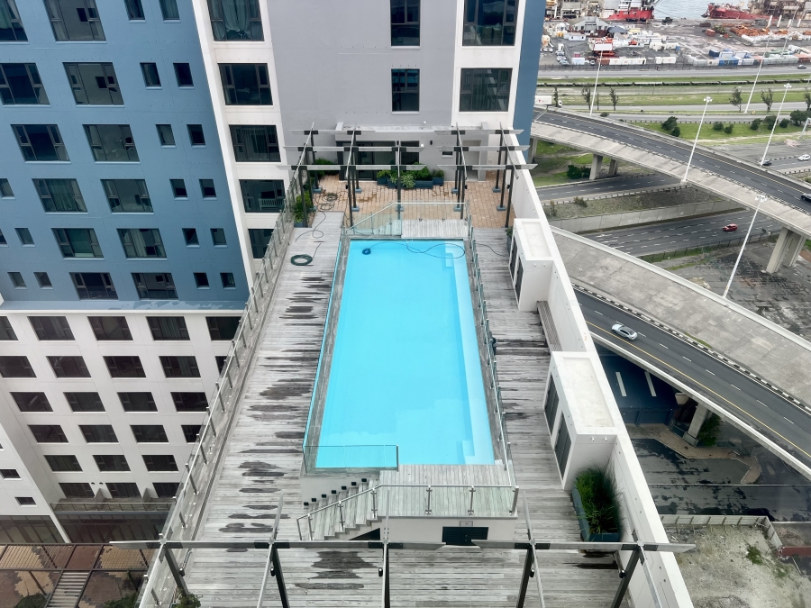 1 Bedroom Property for Sale in Foreshore Western Cape